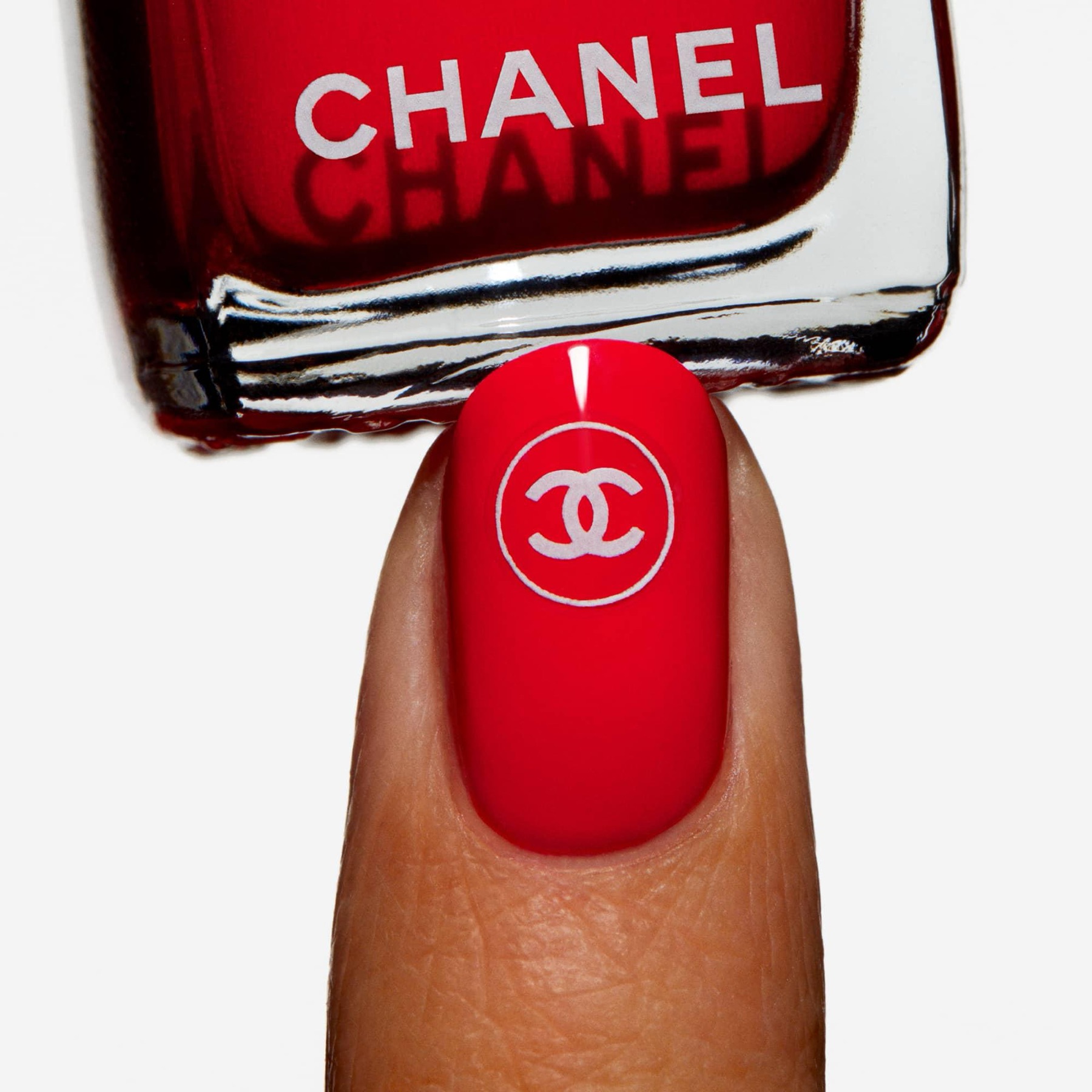 Chanel nail polish product photography, from the Chanel Beauty case study.