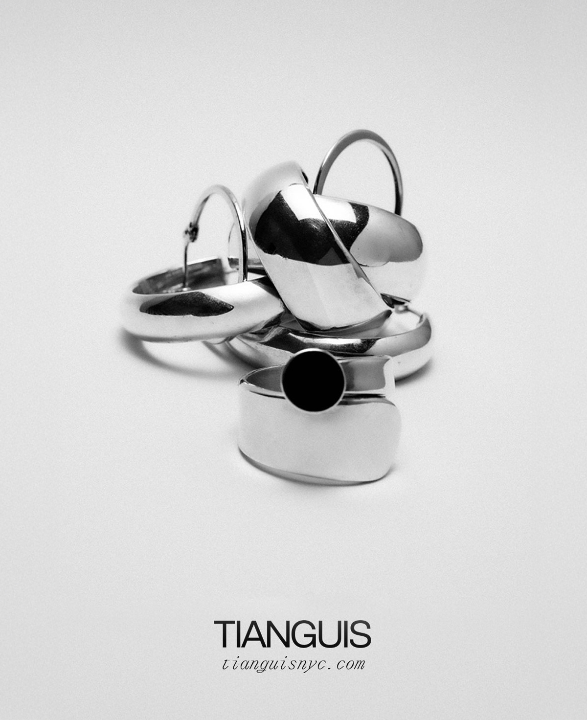 Tianguis NYC advertisement.